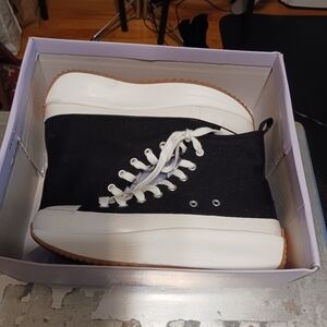 Madden Girl Black Sneakers, size 8